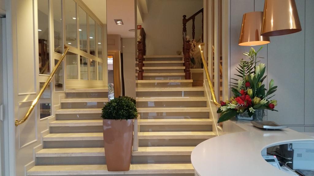 Hotel Serantes โอโกรเบ ภายนอก รูปภาพ
