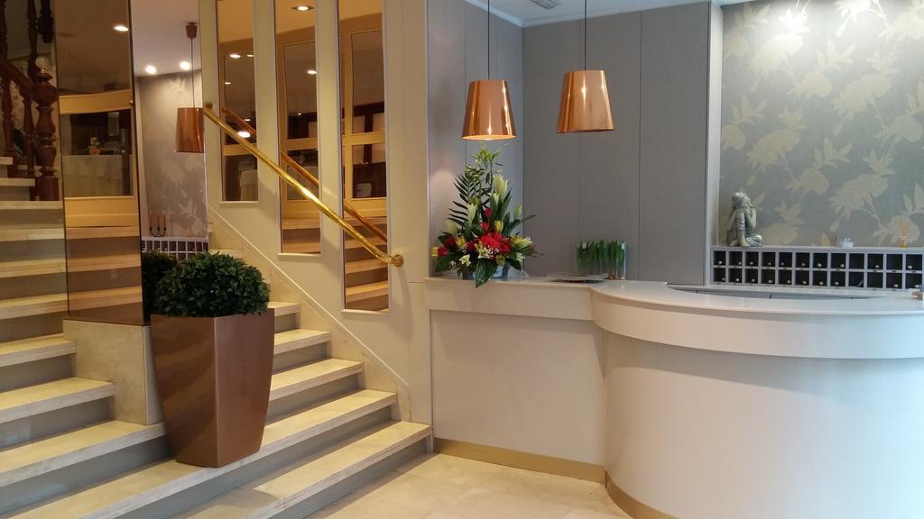 Hotel Serantes โอโกรเบ ภายนอก รูปภาพ