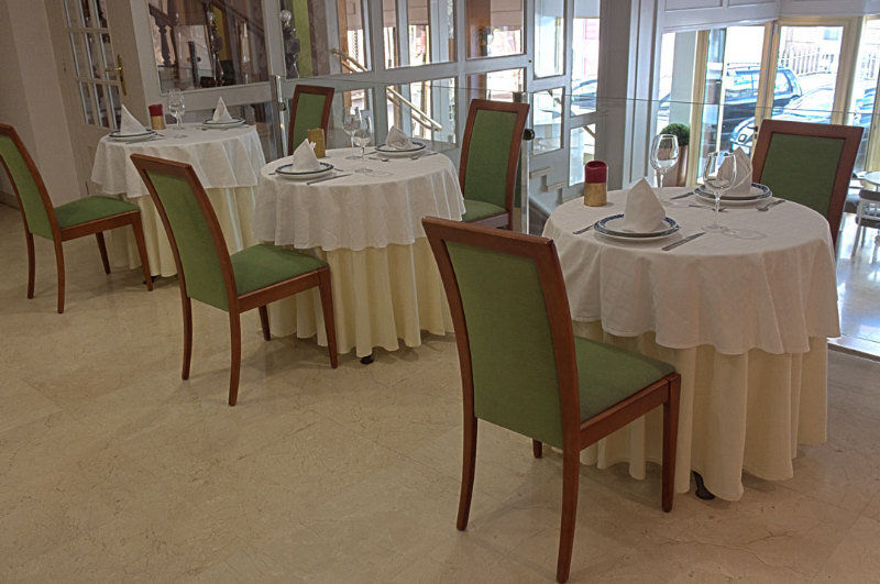Hotel Serantes โอโกรเบ ภายนอก รูปภาพ